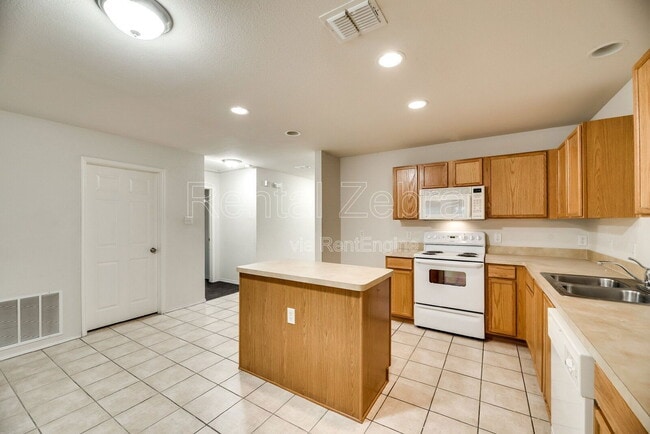 Building Photo - 149 Boca Raton Way