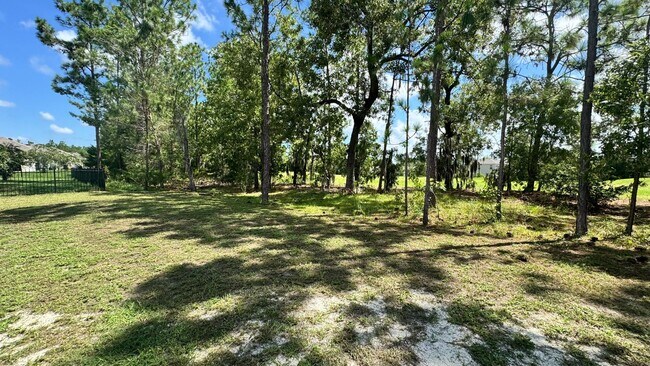 Building Photo - 259 Hickory Course Radial