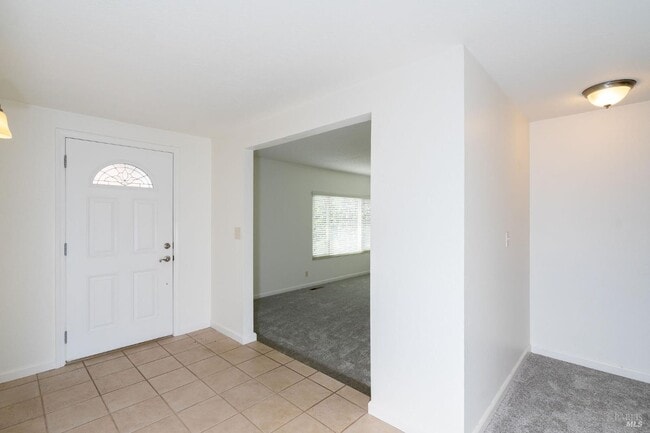 Building Photo - 4248 Leafwood Cir E