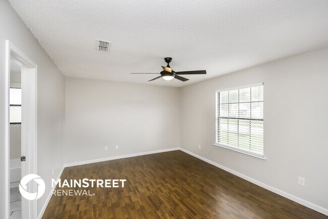 Building Photo - 7969 Sweet Rose Ln E