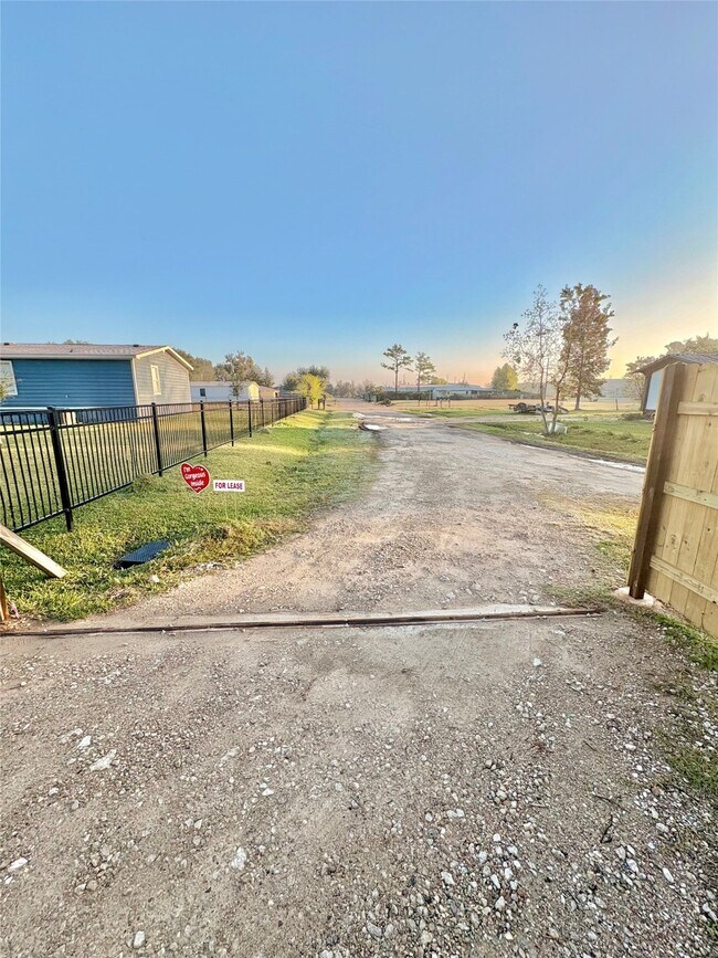 Building Photo - 9822 Candy Ct