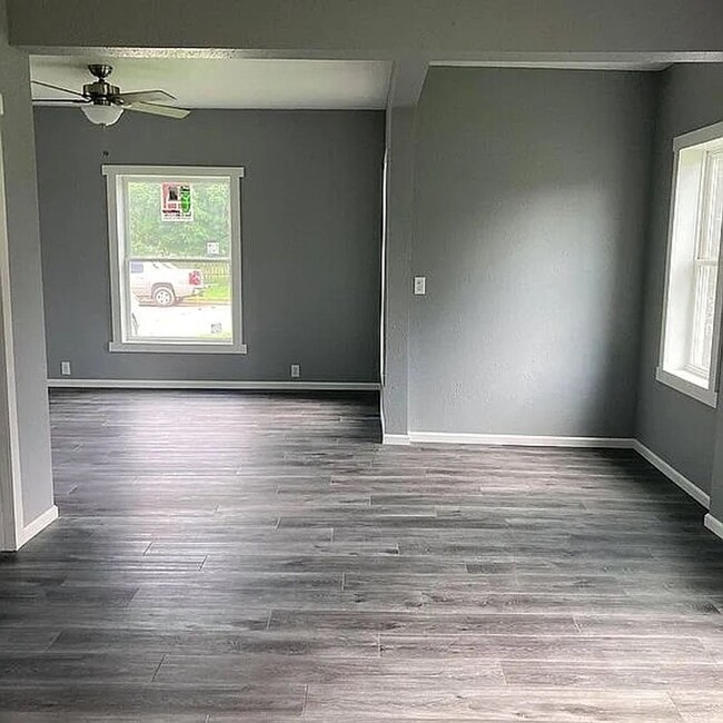 Building Photo - Click the “Apply Now” button or email wapmrentals@gmail.com for a prompt response.