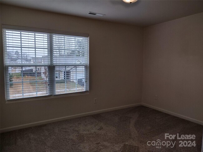 Building Photo - 6126 Purbeck Way