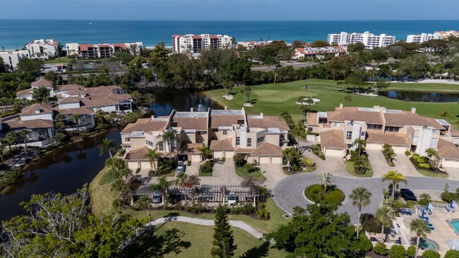 Building Photo - Luxury Furnished Longboat Key Retreat with Private Beach Club Access & Golf Course Views Remodele...