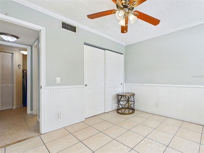 Building Photo - 6335 Palma Del Mar Blvd S