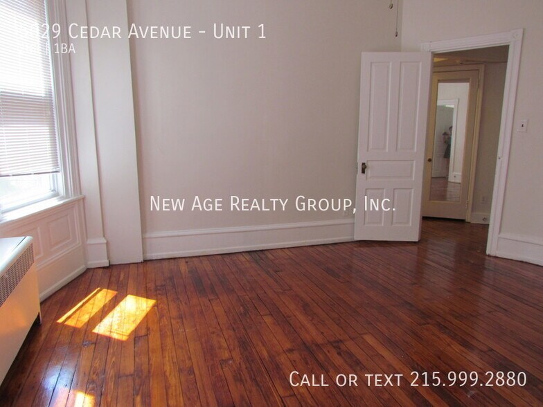 Building Photo - 5029 Cedar Ave