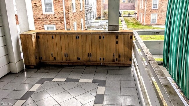 Building Photo - 25 Trenton Square