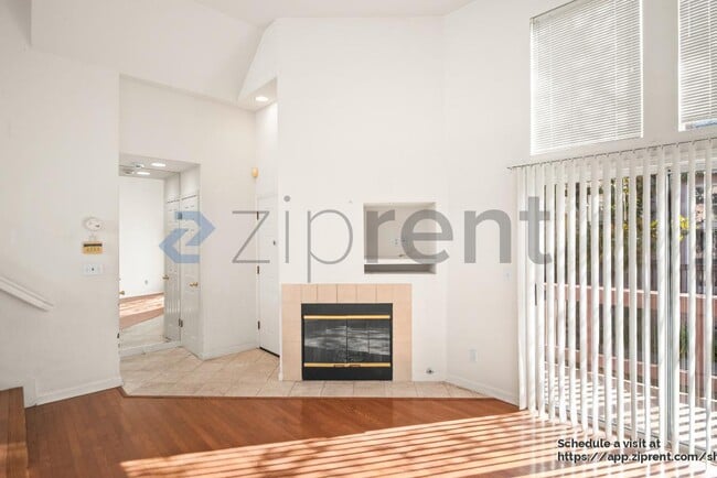 Building Photo - 1266 Koi Terrace