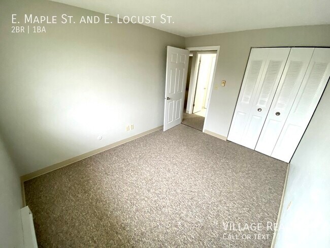 Building Photo - 361 E Maple St
