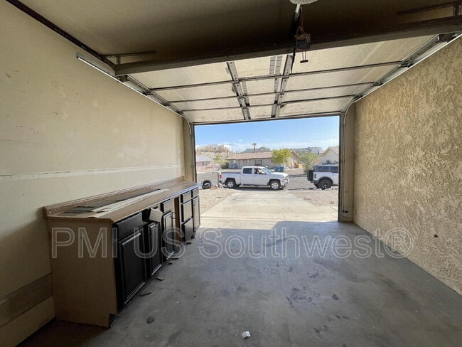 Building Photo - 2387 Alpine Dr