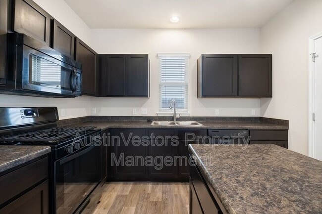 Building Photo - 4614 Esper Ln