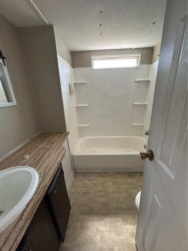 Building Photo - 309 Reid Ct