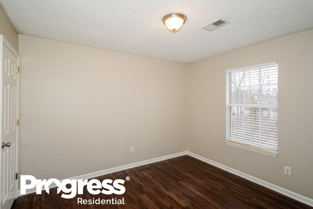 Building Photo - 5132 Pebble Creek Dr