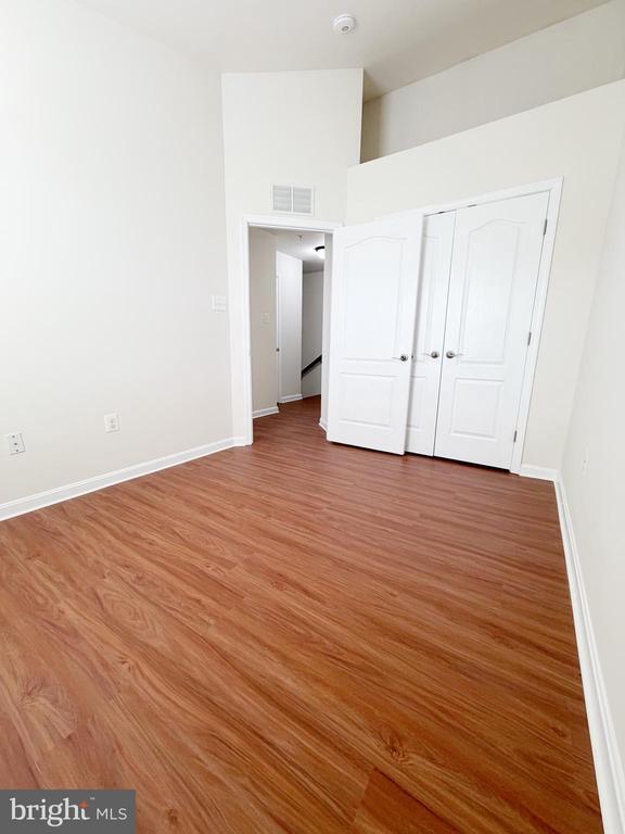 Building Photo - 23008 Meadow Mist Rd