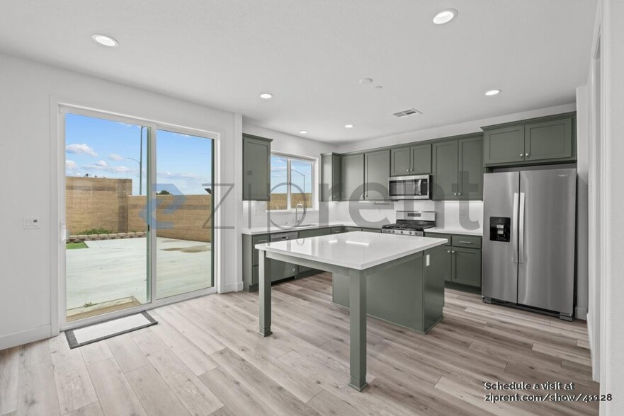 Building Photo - 4776 Opus Cir