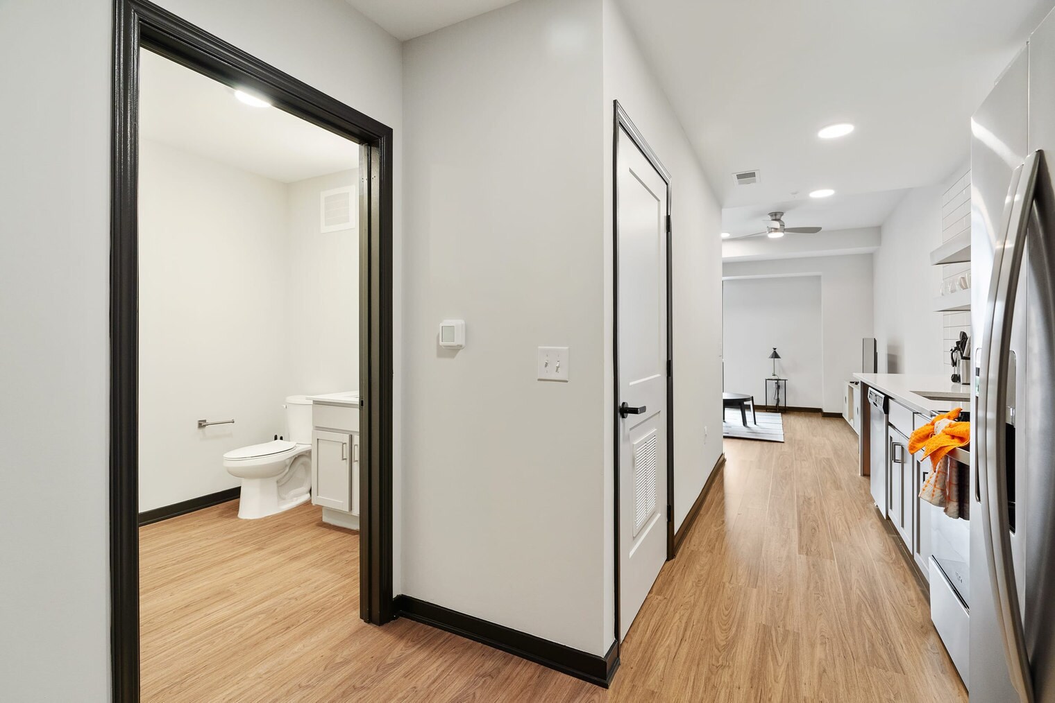 Building Photo - 423 E Michigan St