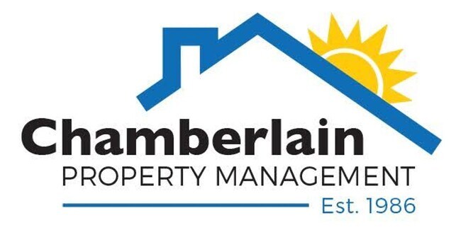 Building Photo - Spacious Home in Great Olde Carlsbad Locat...