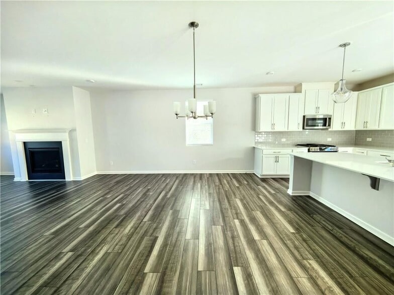 Building Photo - 2400 Whistler Wy