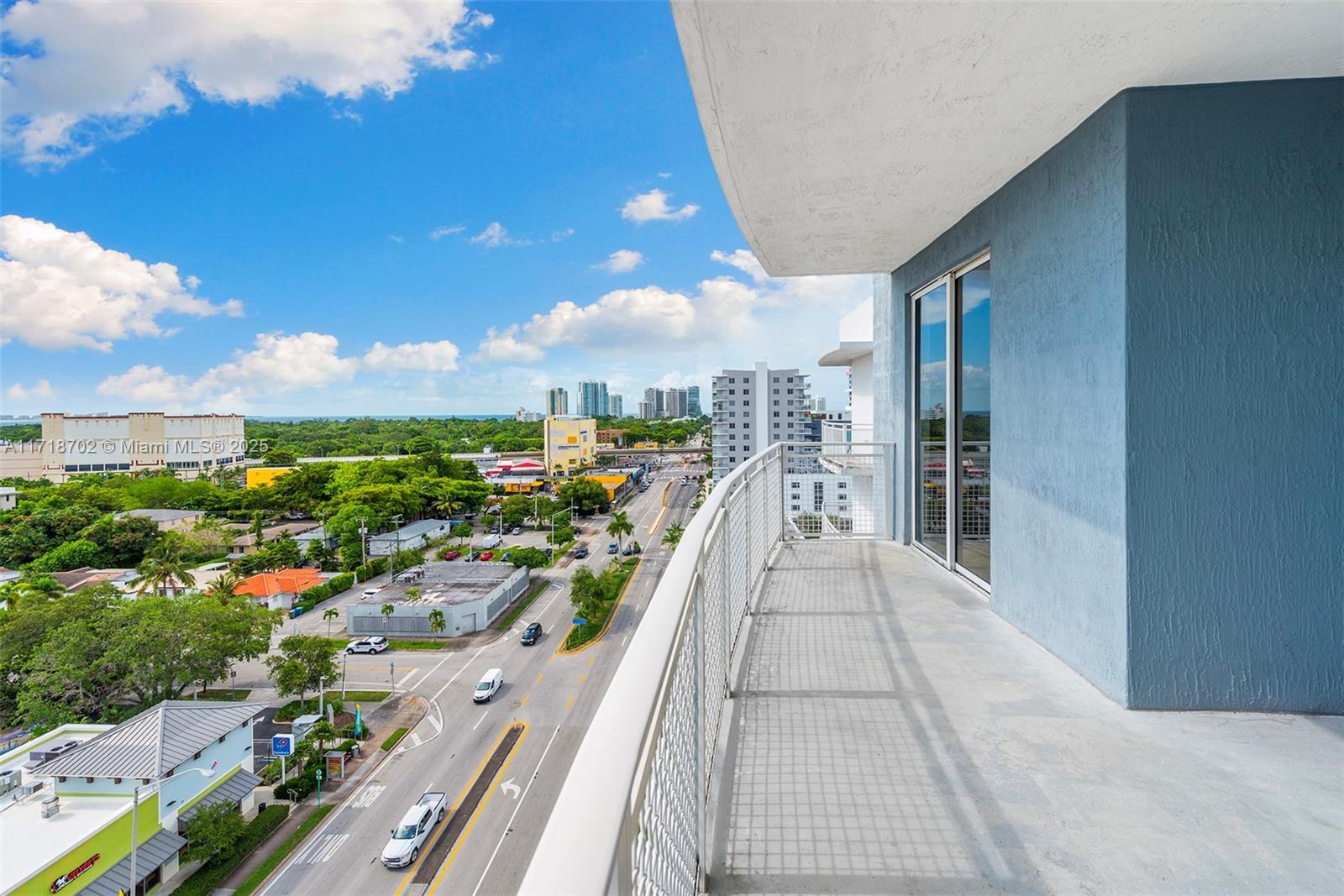 Building Photo - 2600 SW 27th Ave