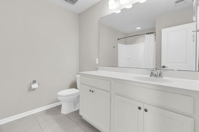 Building Photo - 1624 Shady Pine Rd