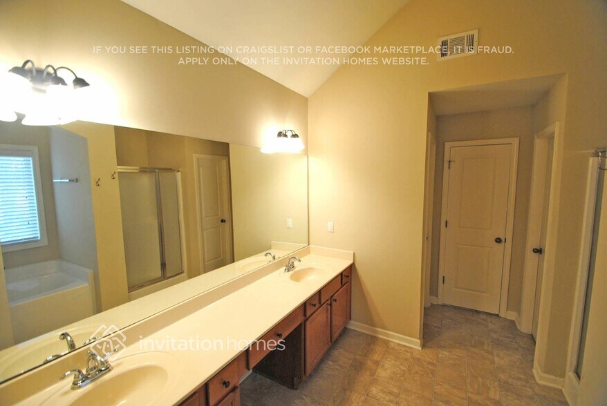Building Photo - 236 Ascott Ln