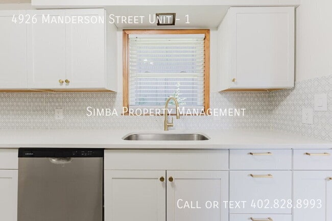 Building Photo - 4926 Manderson St