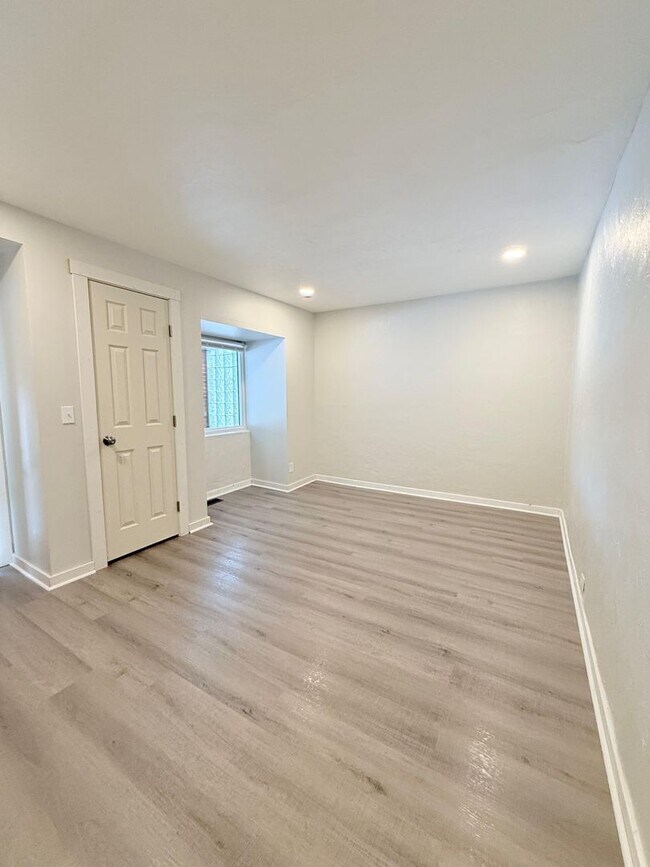 Building Photo - Beautiful 3BD/1BA Single Family Home – Newly Remodeled!