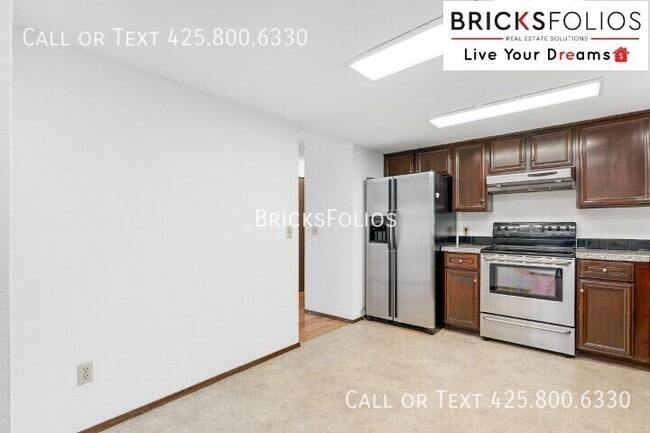 Building Photo - 6007 150th Ct NE