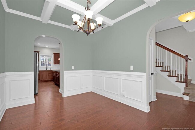 Building Photo - 110 Pinecrest Dr