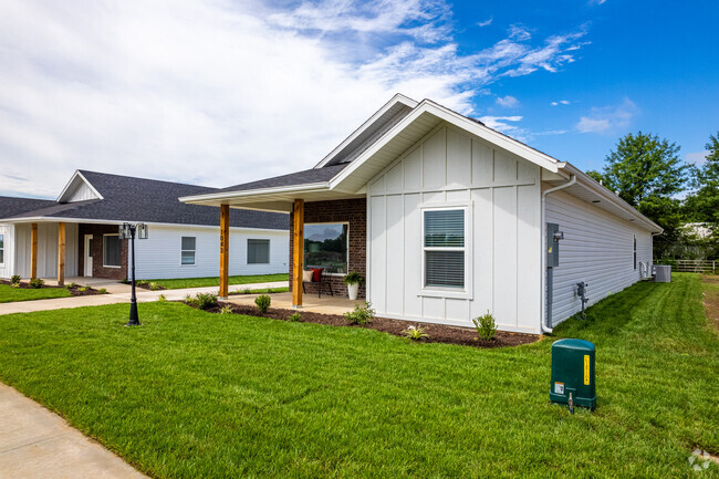 Building Photo - Wilson's Creek Villas