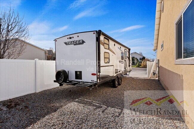 Building Photo - 179 E 2200 S