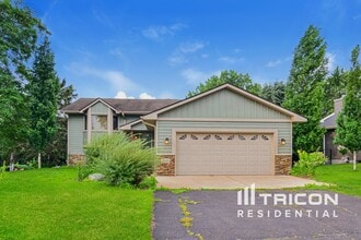 Building Photo - 10430 163rd St W