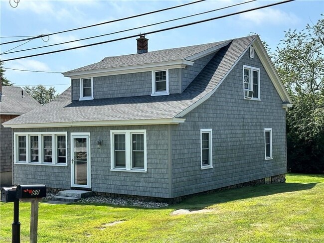 Building Photo - 70 Noyes Ave
