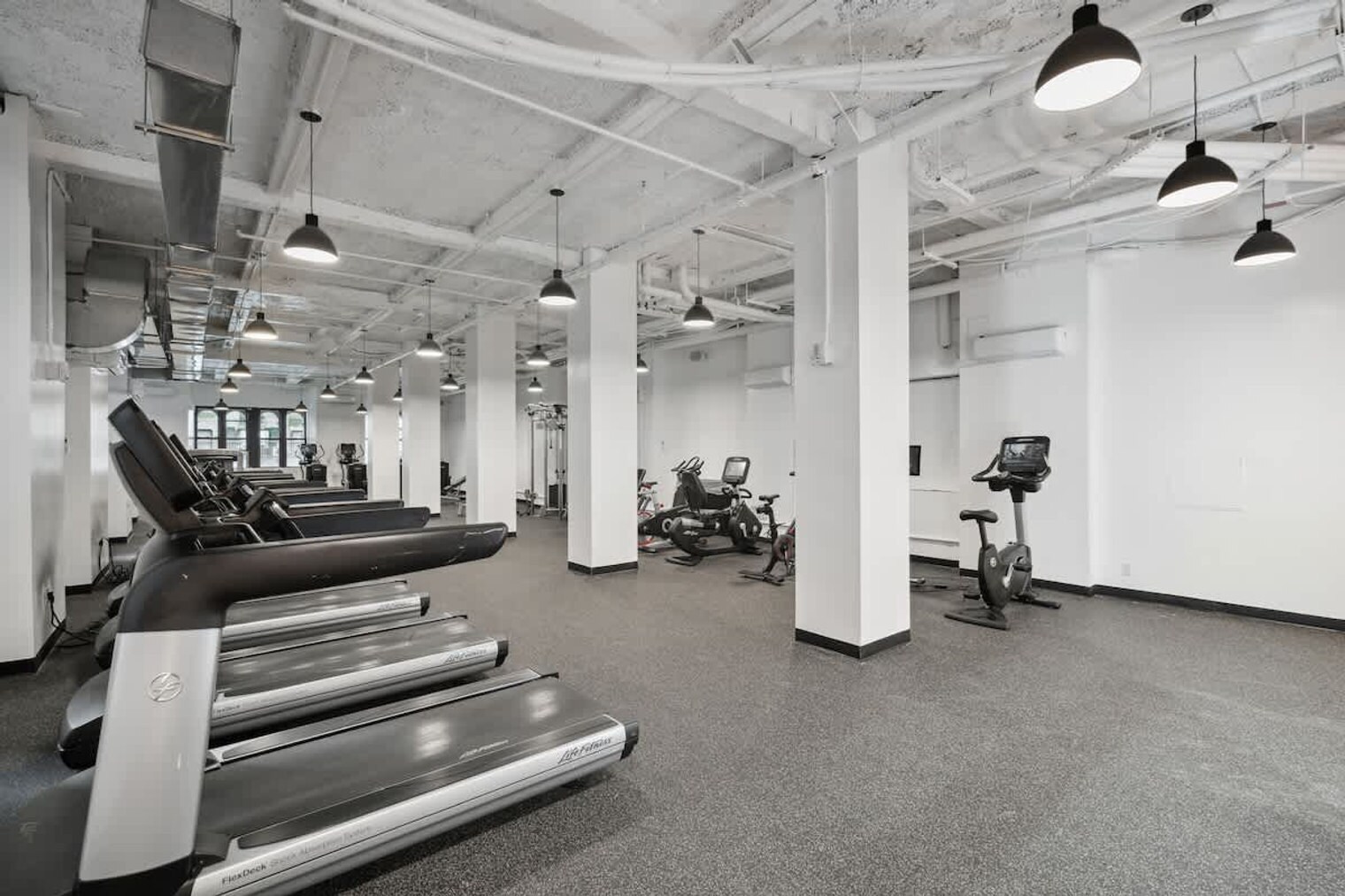 Building Photo - 525-537-537 Lexington Ave
