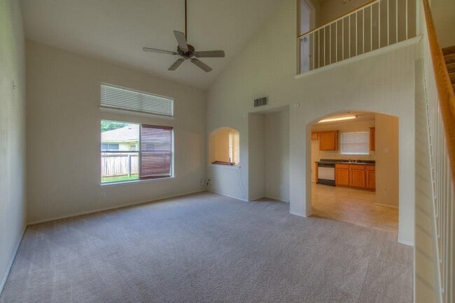 Building Photo - 1610 Vera Way