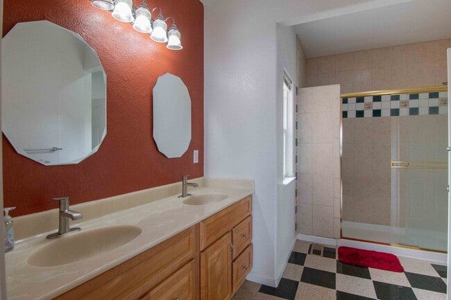 Building Photo - Lake California Home for Rent | Gated Community, Lake Access, Pool & Tennis Courts