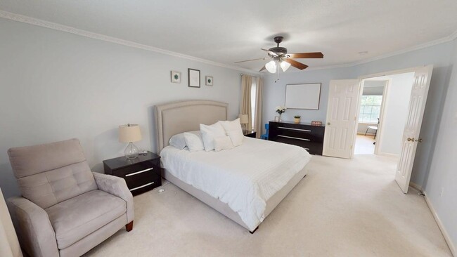 Building Photo - 100 Pinyon Pines