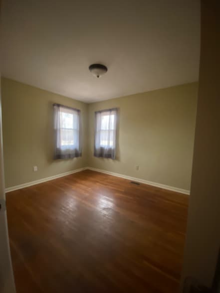 Building Photo - 502 Rock Rd