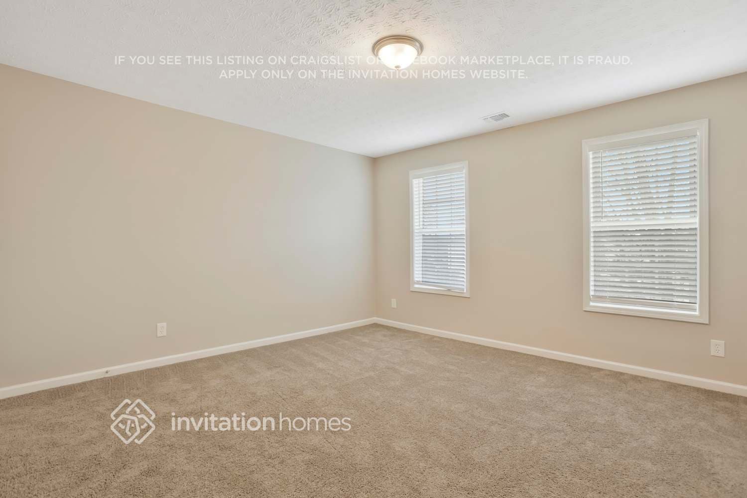 Building Photo - 3422 Kittery Dr SW