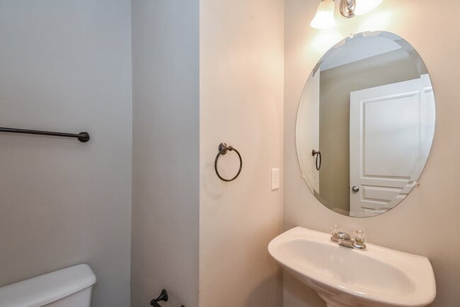Building Photo - 57 Darbys Run Ct