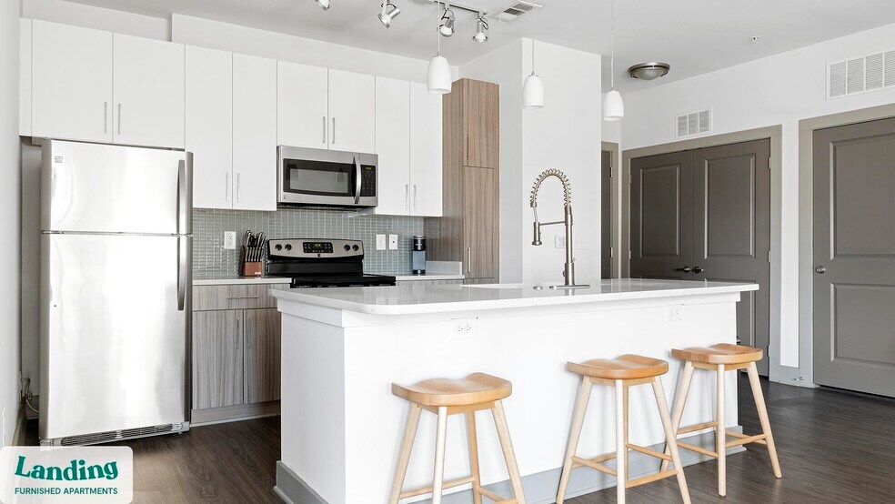 Building Photo - 930 Howell Mill Rd NW