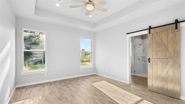 Building Photo - 17857 Salem Rd