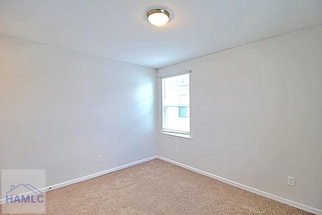 Building Photo - 232 Flagler Dr