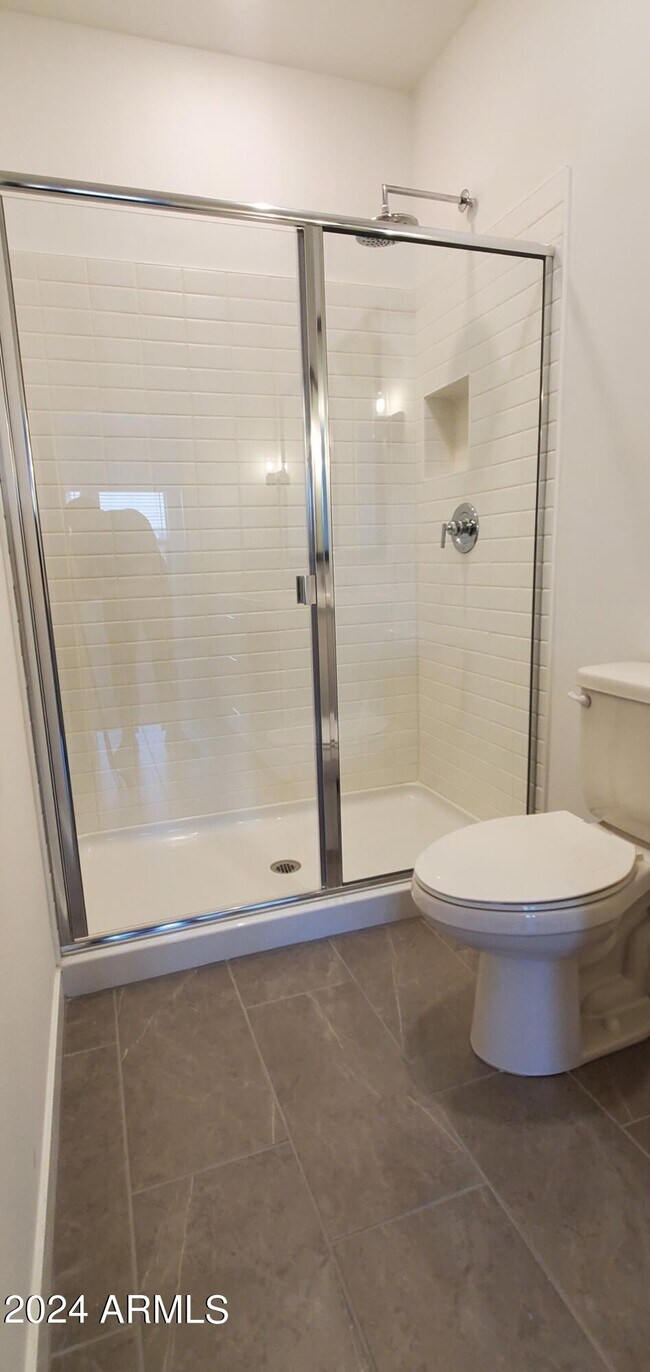 Building Photo - 7812 N 79th Dr