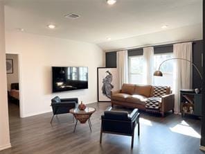 Building Photo - 114 Secretariat Ln