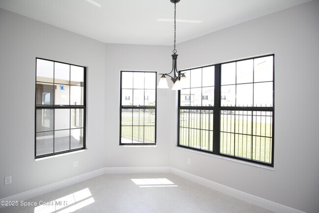 Building Photo - 2485 Musette Aly