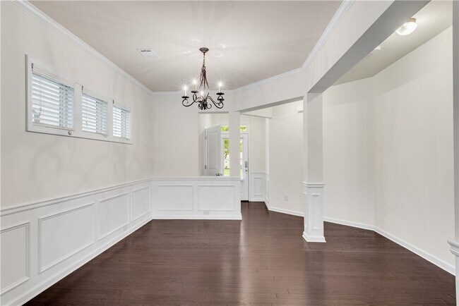 Building Photo - 4920 Breezewood Cir