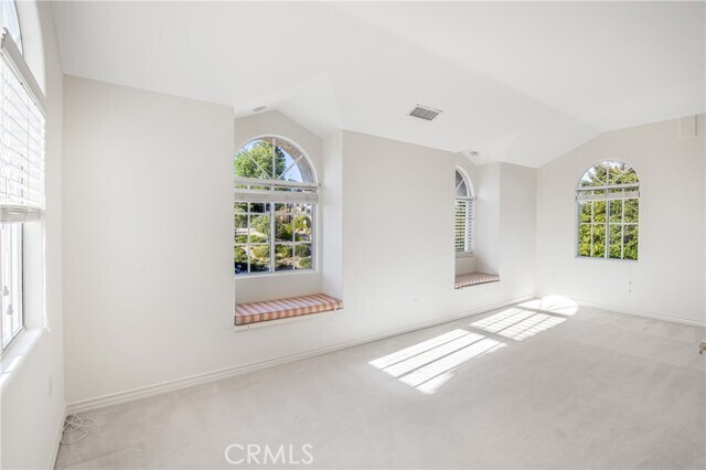 Building Photo - 1030 Calle Rey