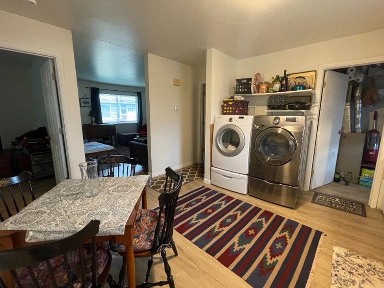 Building Photo - 4021 Goodell Ln