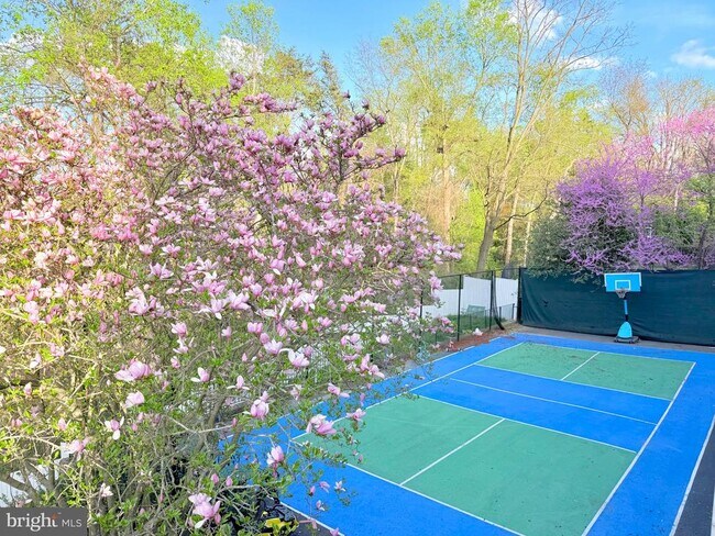 Building Photo - 1289 Ballantrae Farm Dr